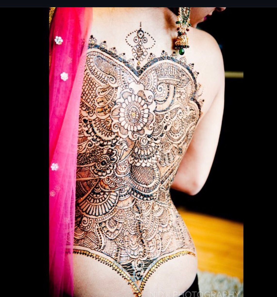 mehndi-back-body-art
