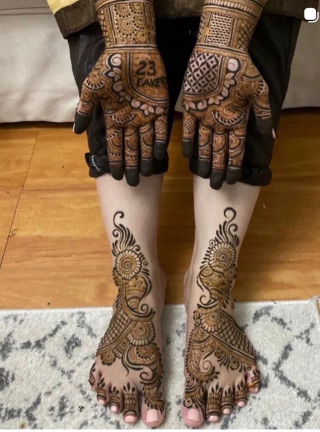 mehndi-hands-feet-basic